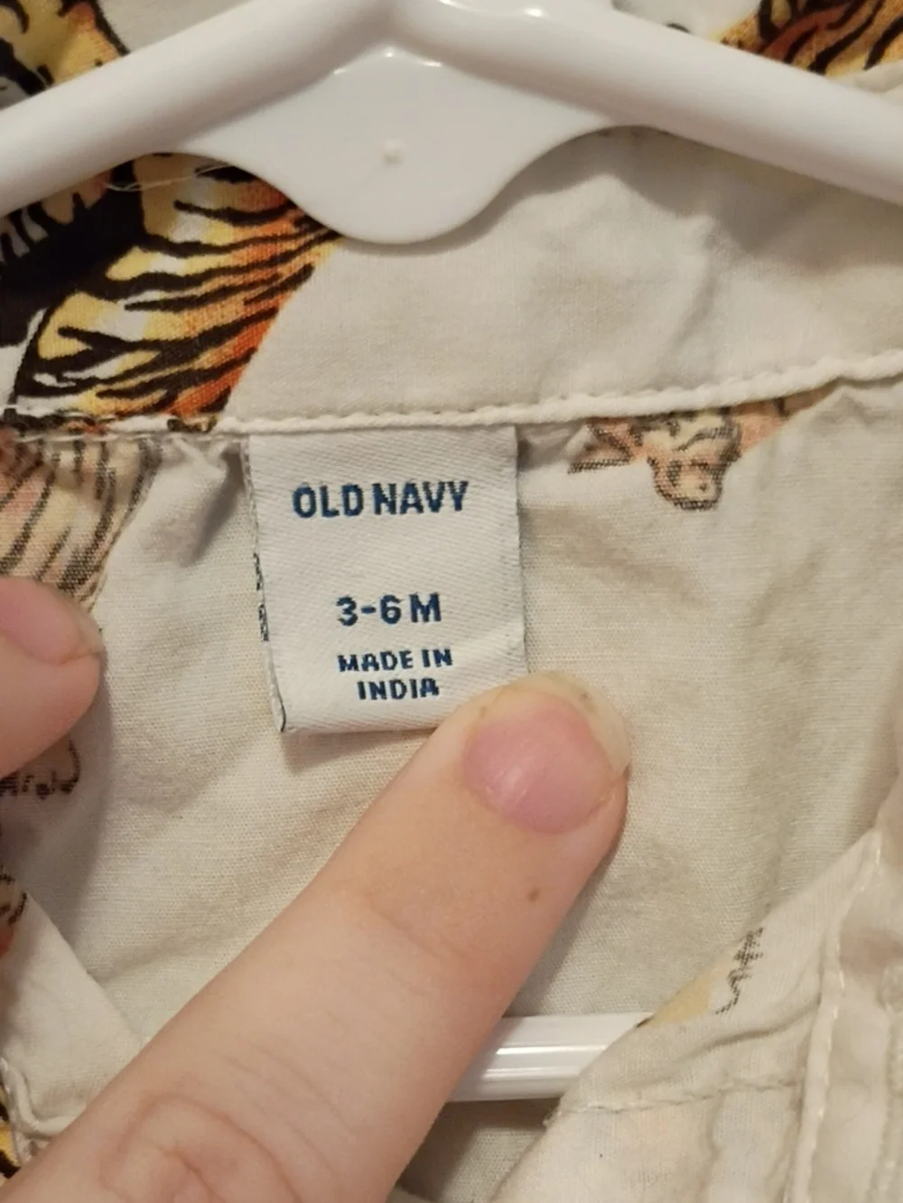 Old Navy White Short-Sleeve Button-Down with Tiger Print Size 3-6Months